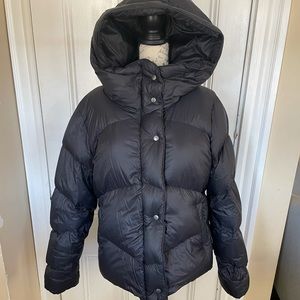 Beautiful Cotopaxi warm down puffer. Like new. Flatering with a big cozy hood.